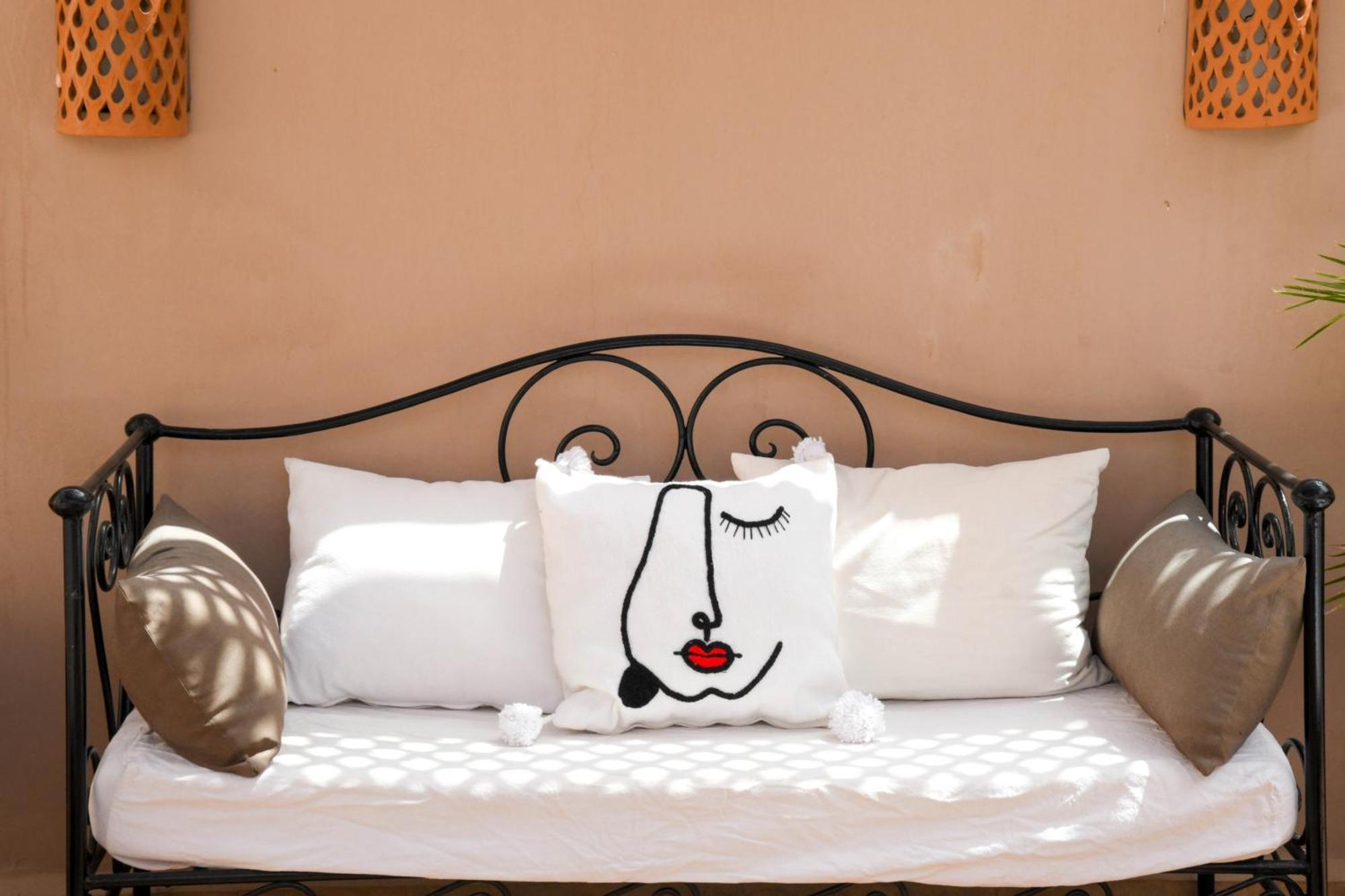 Riad Berenssi Marrakesh Bagian luar foto