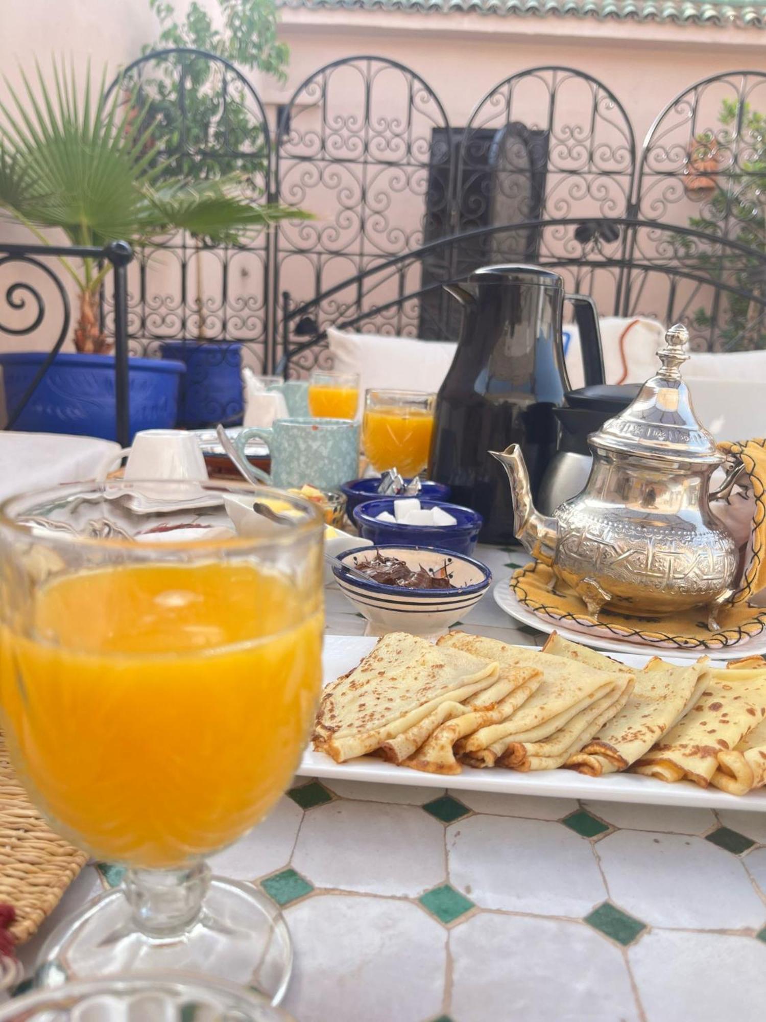 Riad Berenssi Marrakesh Bagian luar foto